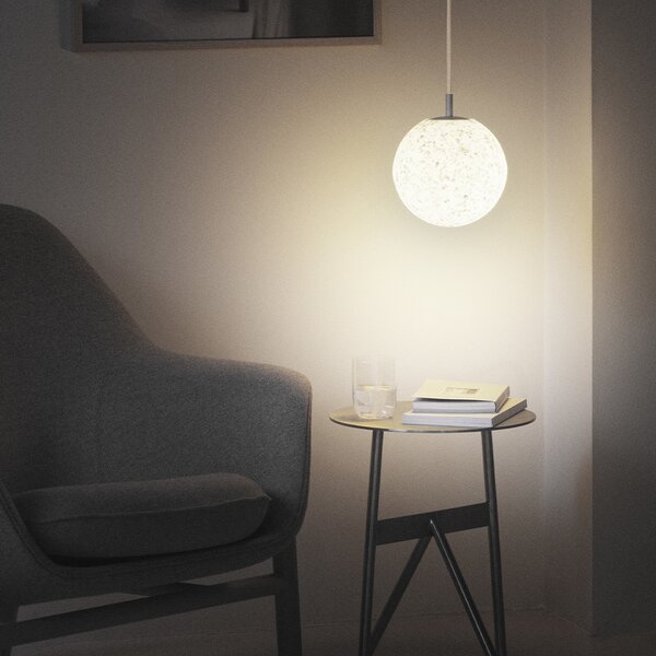 Normann Copenhagen designová závěsná svítidla Pix Lamp (průměr 30 cm)