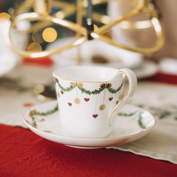 Porcelánový šálek s podšálkem Star Fluted Christmas 270 ml