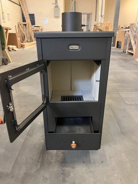 PRITY K1 OPTIMA, Volně stojící kamna na dřevo s prosklením, 9,5 kW, Třída A, Ø 130 mm