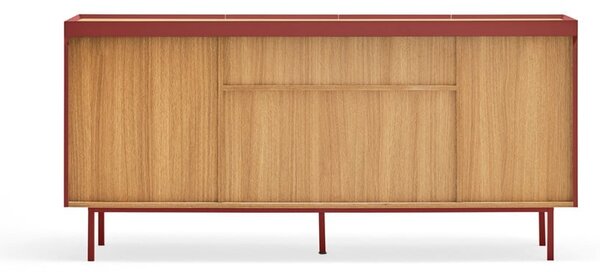 Červená nízká komoda v dekoru dubu 165x78 cm Arista – Teulat