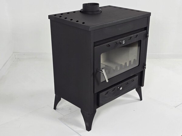 ZVEZDA Kapriz, Kamna na dřevo se širokým topeništěm, 13,2 kW, Ø 130 mm
