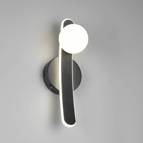 Trio Lighting LED nástěnné světlo Napoli, matná černá, výška 34 cm, kov, stmívatelný, Černá, Obývací pokoj / jídelna, kov, Moderní