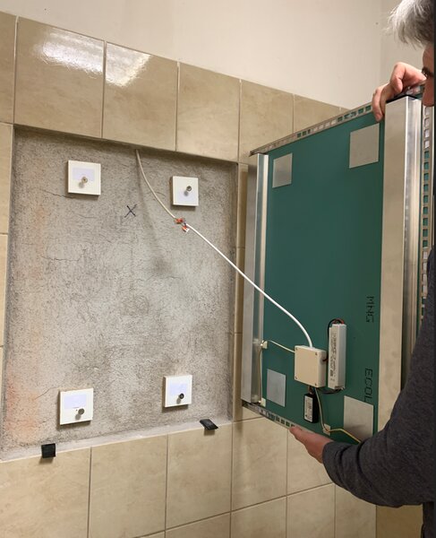 Zrcadlo na zeď chodbu do pokoje ložnice koupelny předsíně LUMINA SENZOR MAGNETIC 80 x 60 cm 412-115