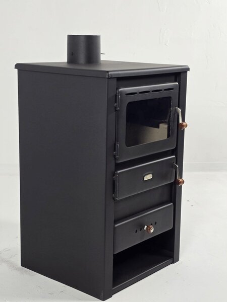 PRITY K22, Volně stojící kamna na dřevo s prosklením, 10,4 kW, Třída A, Ø 130 mm