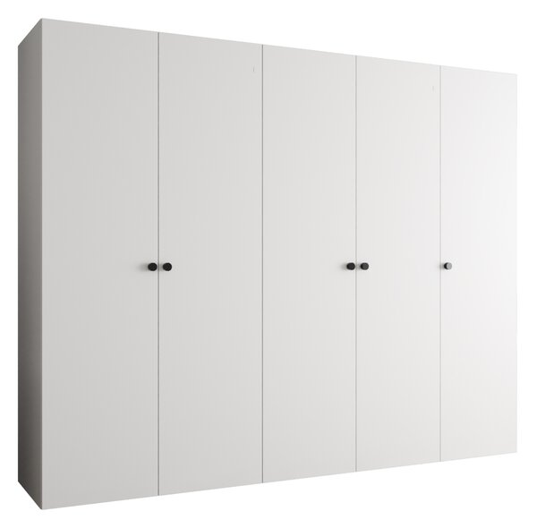 Elegantní šatní skříň CAITIR 1 250 cm - bílá / černé úchyty