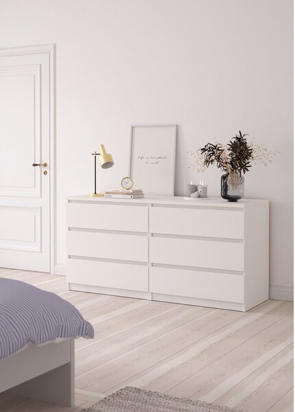 Bílá komoda 154x76x50 cm Naia – Tvilum