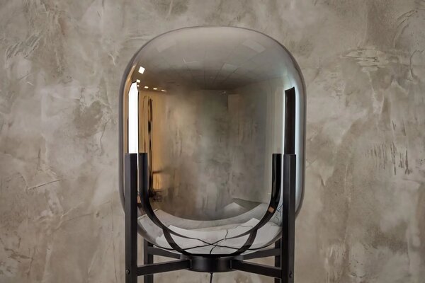 Angel Cerdá Kouřově šedá skleněná stojací lampa No. 8087, 140 cm