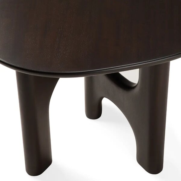 Ethnicraft Tmavý dřevěný odkládací stolek Flow 54 x 49 cm