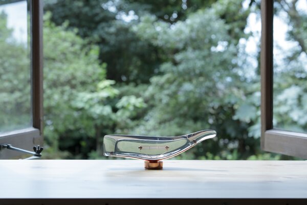 Ambientec Cachalot Clear, bateriová lampička z čirého akrylu, LED 2000K dotykové stmívání, délka 28,5cm, IP43