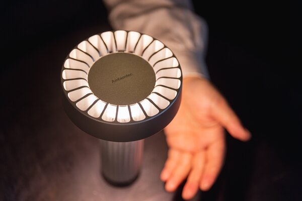Ambientec Fotica Rose, přenosná lampička z růžového hliníku, LED 1800-2500K dotykové stmívání, Ø13x20,5cm, IP66