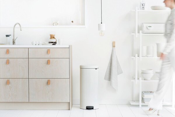 ODPADKOVÝ KOŠ 30 l Brabantia - Odpadkové koše