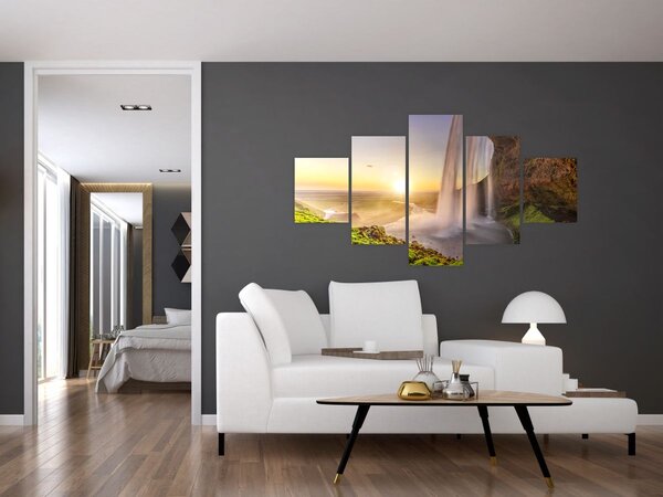 Obraz - Seljalandsfoss zpoza nitra jeskyně (125x70 cm)