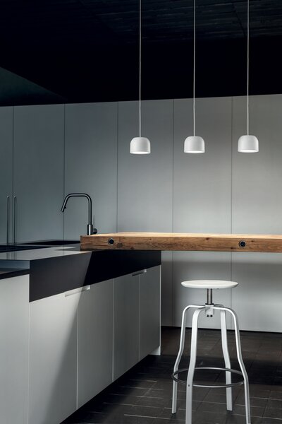 Linea Light 8420 Outlook_P, minimalistické závěsné svítidlo, 11W LED 3000K, prům. 12,7cm