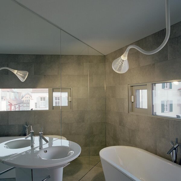 Artemide 0671W10A Pipe parete/soffitto, flexibilní stropní/nástěnné svítidlo, 30W LED 2700K, délka: 118cm