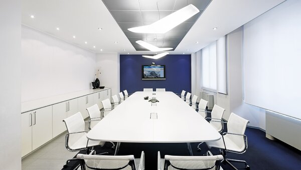 Artemide AK00200 Mouette Symmetric, závěsné designové svítidlo, 55W LED 3000K, 135cm, délka závěsu 190cm