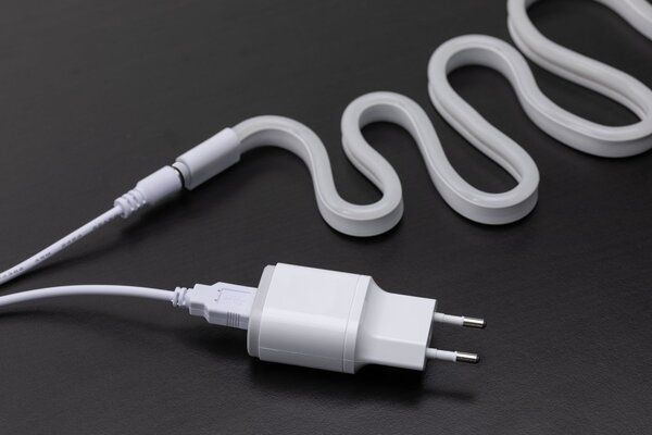 Paulmann 70561 Neon Colorflex USB pásek 1m 4,5W, 5V bílý plast, fialová