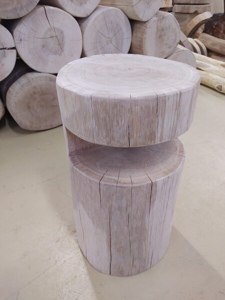 Stará Krása - Own Imports Dekorační dřevěný špalek vyrobený z dubu