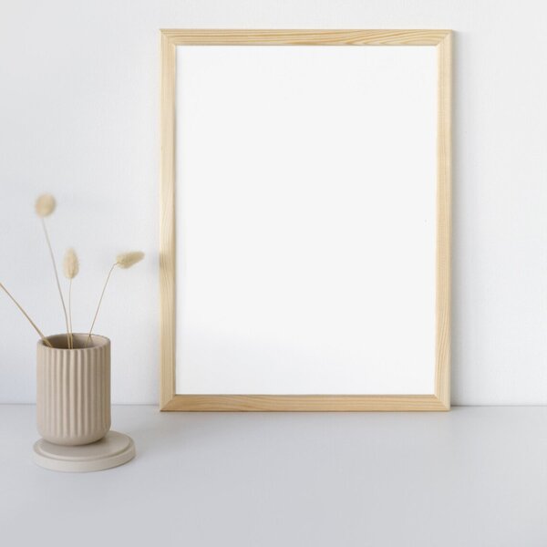 Toptabule.sk Bílá magnetická tabule v přírodním dřevěném rámu 90x60 cm