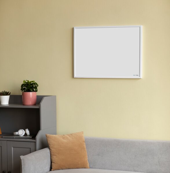 Toptabule.sk Bílá magnetická tabule v bílém dřevěném rámu 90x60 cm