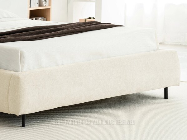 Designová manželská postel 180x200 ILDIKA - krémová / černá