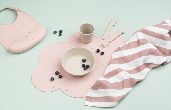 -25 % Dny MOMENTI– Růžové silikonové dětské prostírání Done by Deer Confetti