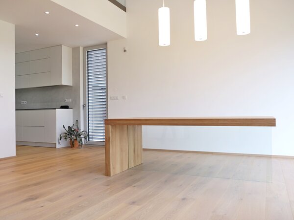 Majstrštych Jídelní stůl Kormorán - designový industriální nábytek Velikost stolu (D x Š): 200 x 100 (cm), Typ a sukovitost dřeva: Dub s méně suky (0 Kč)