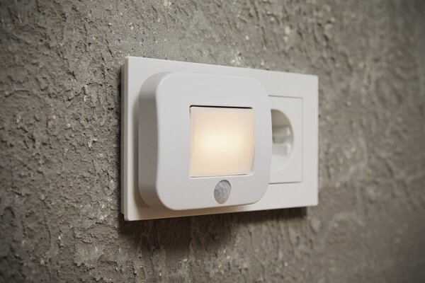 Bílé venkovní senzorové svítidlo 0,70 W Teplá bílá 67 mm
