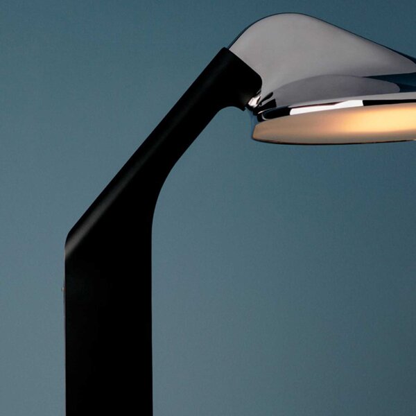 DCW éditions Niwaki LED stolní svítidlo Chromová