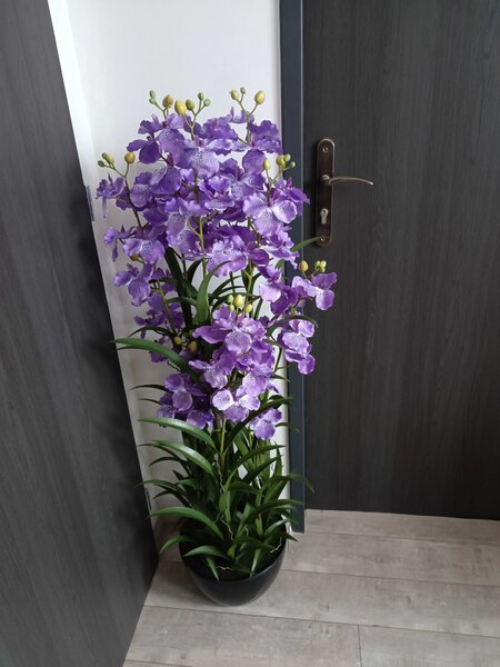 Umělá květina Orchidea v květináči 120 cm, fialová LA713
