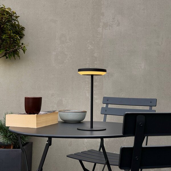 Dyberg Larsen Solární stolní lampa Otera s LED osvětlením, černá, 25 cm, IP44, Černá, Hliník, Moderní, Solární lampy