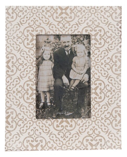Béžovo bílý fotorámeček Seppe v boho stylu – 10x15 cm