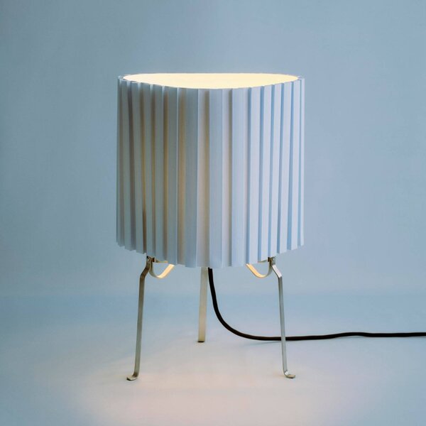 HAY Stolní lampa Canelé, světle modrá, výška 37 cm, E14, textil, Modrá, Obývací pokoj / jídelna, Textil / tkanina / hedvábí, Design