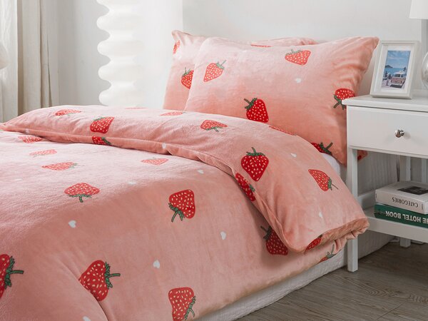 XPOSE® Mikroplyšové povlečení STRAWBERRY Exclusive