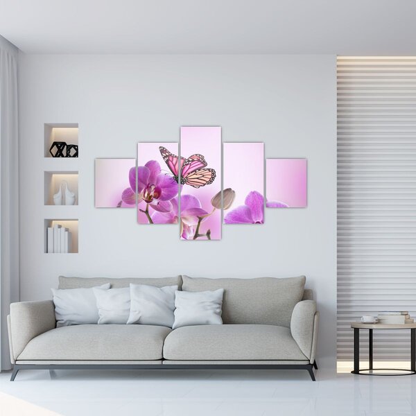Obraz - Motýl na květech orchideje, lila (125x70 cm)