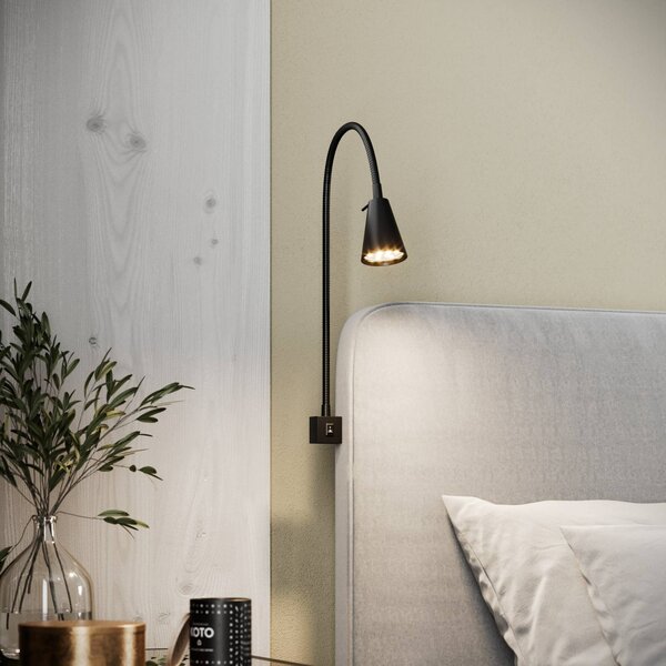 Briloner LED nástěnné světlo Tuso, černé, montáž na postel, kov, Černá, Ložnice, kov, Moderní