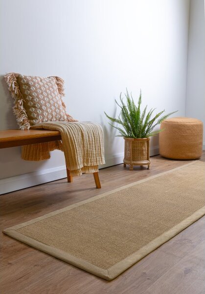 Béžový koberec Flopsy Linen Rozměry: 68x300 cm