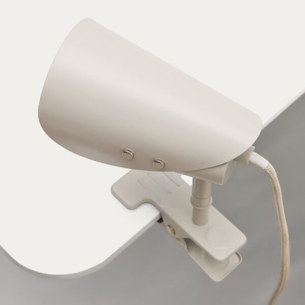 Malá šedá kovová stolní lampa s klipem Kave Home Jula