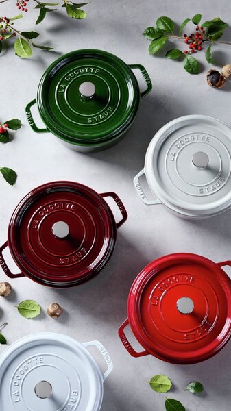 Litinový hrnec Staub 22 cm, grenadina