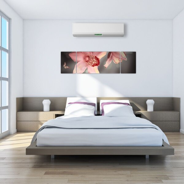 Obraz - Květy a motýl (170x50 cm)