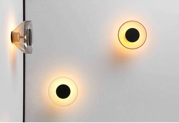 MARSET LED nástěnné světlo Aura, Ø 18 cm, zapnuto/vypnuto, opálové, Bílá / opál, Obývací pokoj / jídelna, Sklo, Design