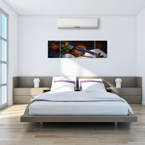 Obraz - Růže a housle (170x50 cm)