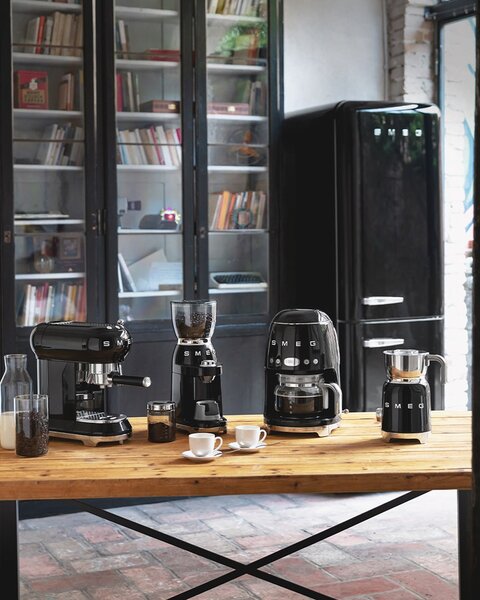 Smeg DCF02BLEU kávovar Manuální Kávovar na překapávanou kávu 1,4 l