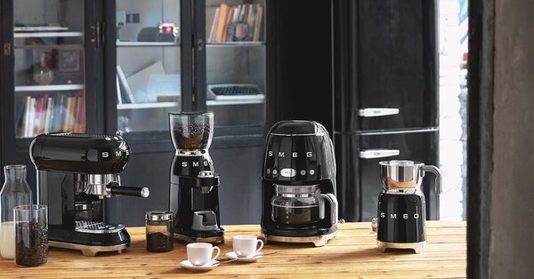 Smeg DCF02BLEU kávovar Manuální Kávovar na překapávanou kávu 1,4 l