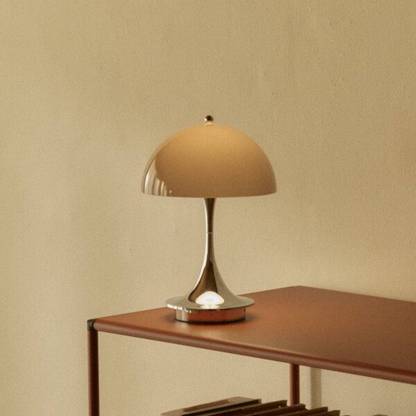 Louis Poulsen Panthella 160 Portable Original, opálově hnědá, stmívatelný, Hnědá / rez, Obývací pokoj / jídelna, Plast, Design