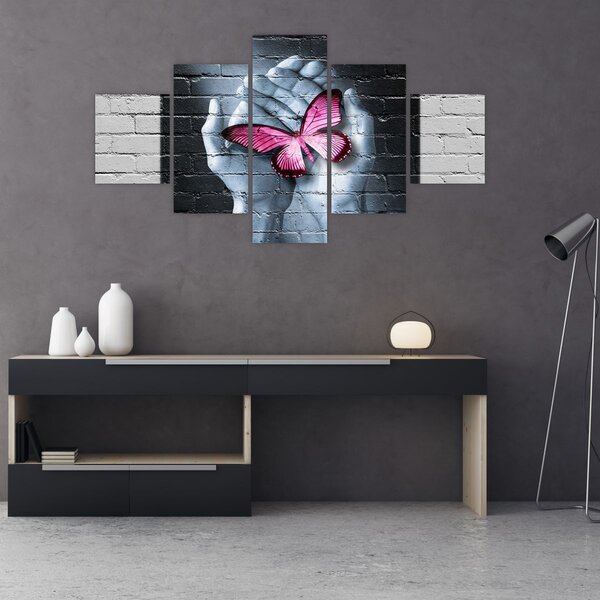 Obraz - Růžový motýl ve zdi (125x70 cm)
