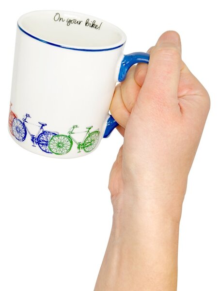 Porcelánový hrnek Na kole, 280 ml – bílý, s barevnými bicykly