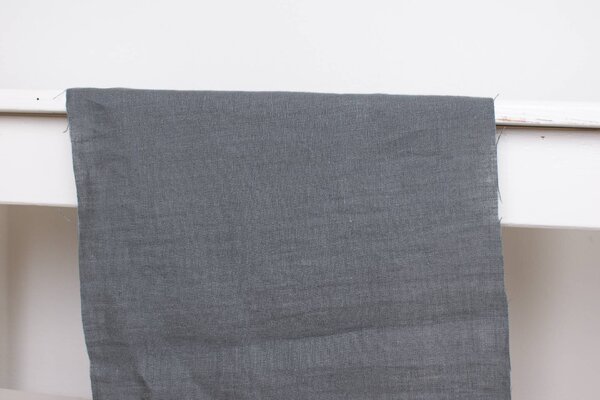 Snový svět Lněná látka grafitová 185g/m2