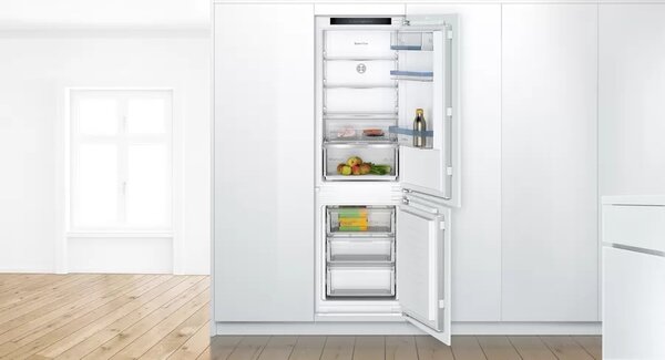 Bosch Serie 4 KIN86VFE0 lednice/mrazák Vestavěné 260 l E