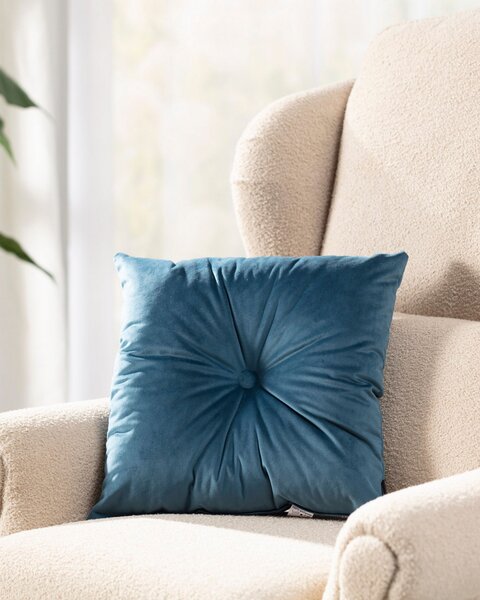 Sametový polštář Velvet s knoflíkem barva modrá látka lesklé, sametová