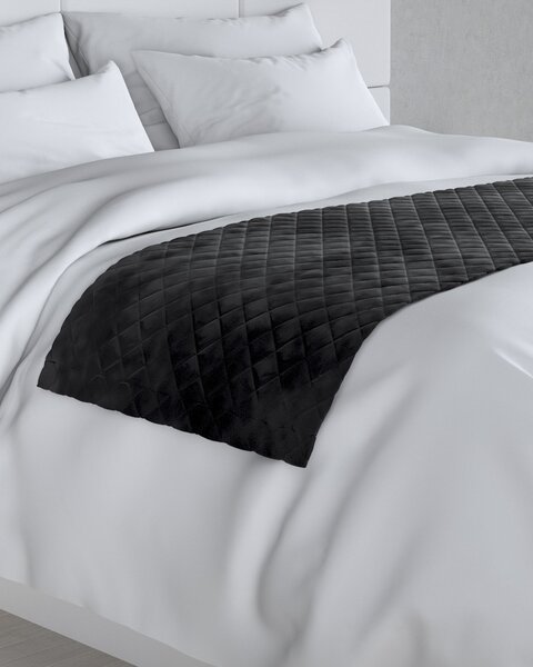 Hotelový přehoz – běhoun Velvet 60x200 cm barva černá látka lesklé, sametová